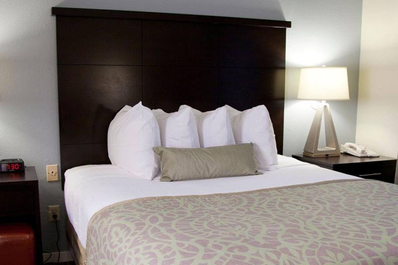 Sonesta Es Suites Саннивейл Экстерьер фото